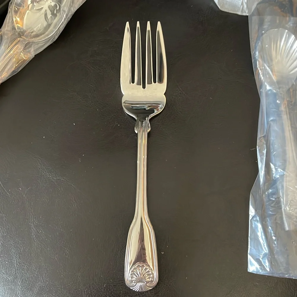 NEW Reed & Barton Colonial Shell II Serving fork aka Cold Meat Fork